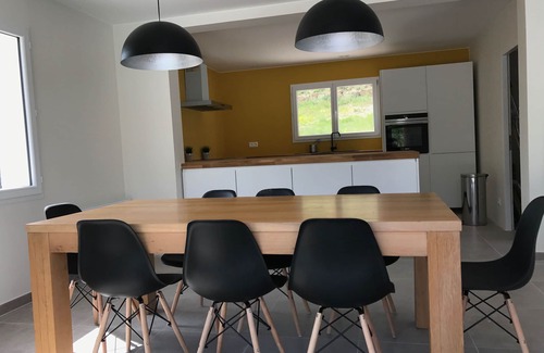 Allemagne-en-Provence Villa | New villa with private pool, 10 persons
