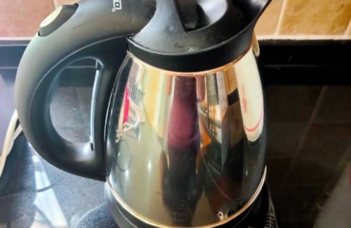 Huai Yai House | New villa swimming pool/6 bedrooms/free WiFi/parking space/pool table/Netflix