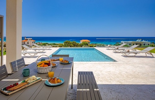 Falassarna Villa | New Villa★Prive Pool★Walk to all & Falasarna beach★FREE Daily Breakfast