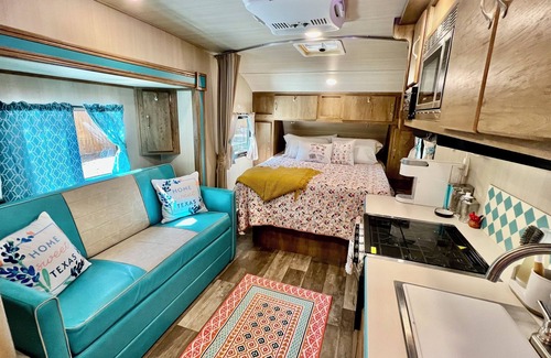 Georgetown House | New Vintage RV centrally located in Georgetown on .25 acres with a fun twist!
