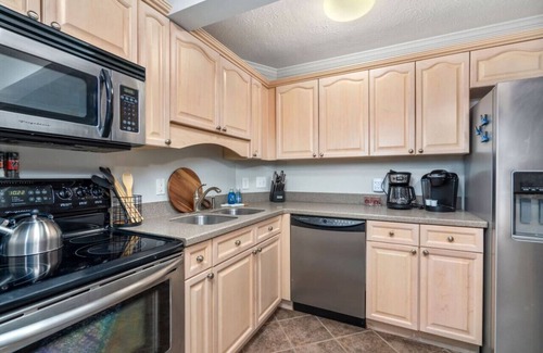 Auburn Condo | New- WDS, 0.1 to Stadium/Neville Arena DT, parking
