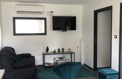 La Souche House | New wooden frame house