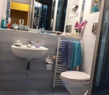 Sofia House | New York - guest room near the Airport, transport possibility