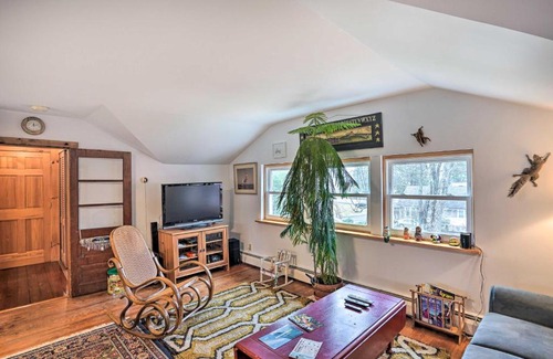 Saugerties Apartment | New York Vacation Rental with Smart TVs and Cable