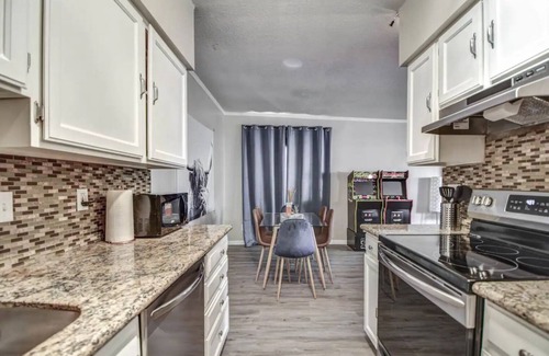 Mesa House | ➔NEW4YOU➔ theℂopperℂrib ♨ Hot Tub ☀ Amazing Patio