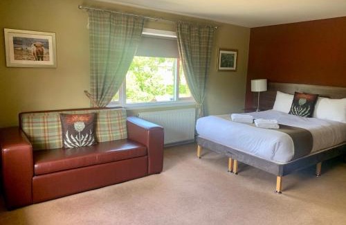 Newburgh Hotel | Newburgh Inn