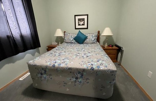 Drumheller Hotel | NEWCASTLE COUNTRY INN