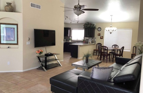 Paradise Valley Village House | Newer 3 Bedrooms Private Home in N. Phoenix w/POOL