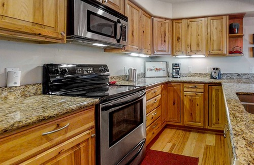 Steamboat Springs Condo | Newer Condo on the Shuttle Route w/Deck, Fireplace, WiFi & 2 Shared Hot Tubs