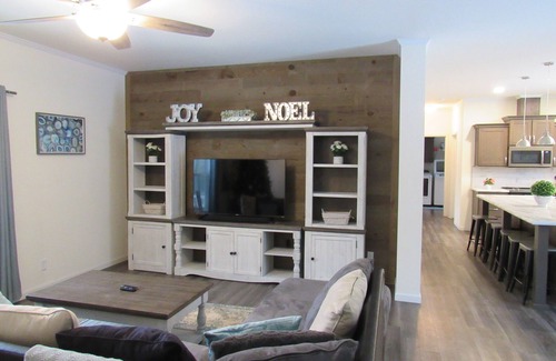 New Lisbon House | Newer Home Near Castle Rock Lake in New Lisbon, WI