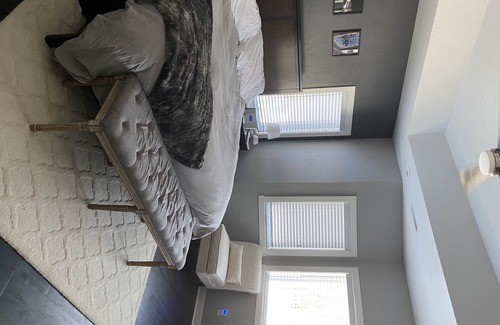 Fond du Lac House | Newer house on wooded lot