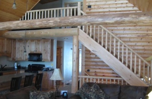 Minocqua House | Newer! Upscale Lake Home on Beautiful 1340 Acre Squirrel Lake