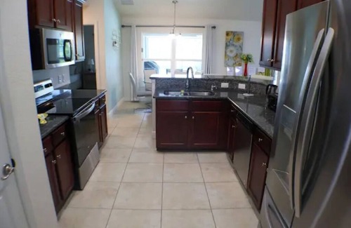 Oakland Hills House | Newley Built/Heated Pool/Canal Views/Level 2 EV Charger