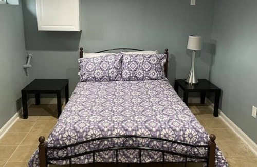 Stonewood-Pentwood-Winston Apartment | Newley Renovated, modern and cozy, close to Baltimore and Towson!