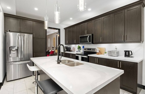 Stouffville House | Newly build luxurious estate home 5 bedrooms