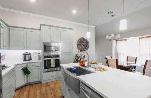 Edmond House | Newly Built 3BR Getaway in Edmond home