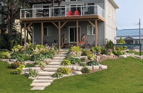Port Stanley House | Newly built cottage by the beach! (Lower level)