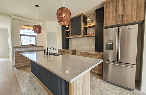Lighthouse Cove House | Newly built Cove Cabin on Lake St.Clair A Boater & Fisher paradise Modern & cozy
