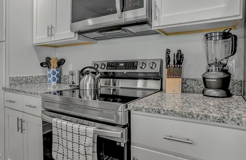 Denison House | Newly Built Home - 3BD/2BA Minutes From Texoma!
