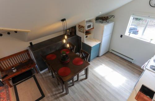 Taghum House | "NEWLY BUILT HOME" on 5 acres by the beach