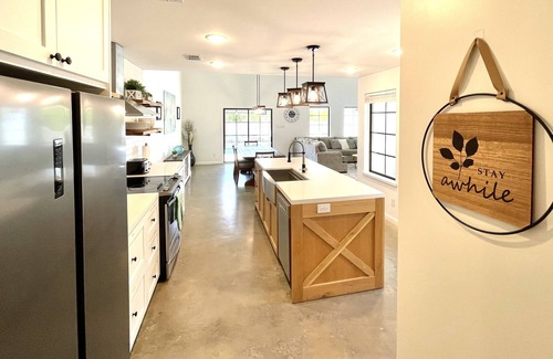 Pharr House | Newly built modern farmhouse w/private pool! Central location
