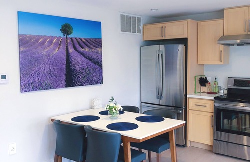 Piedmont House | Newly Built Piedmont 1BR with private landscaped porch and parking