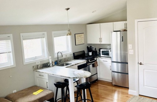 Nauck House | Newly Built Private Large Studio Apt in Arlington