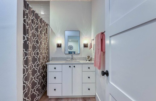 Rockport House | Newly Built Stilt Home in Holiday Beach