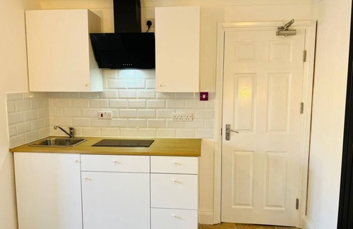 Laindon Apartment | Newly-Built Studio Near Laindon Station
