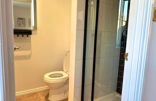 Laindon Apartment | Newly-Built Studio Near Laindon Station