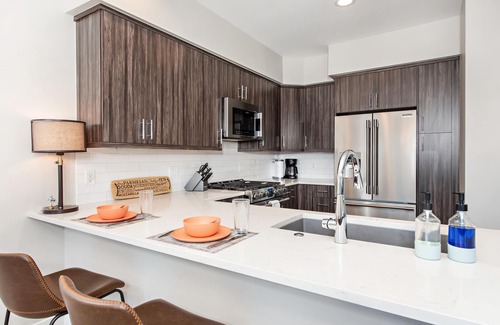 Carbondale House | Newly Built, Stylish Modern Condo w/Hot Tub & Large Balcony, 30 mi. to Aspen!