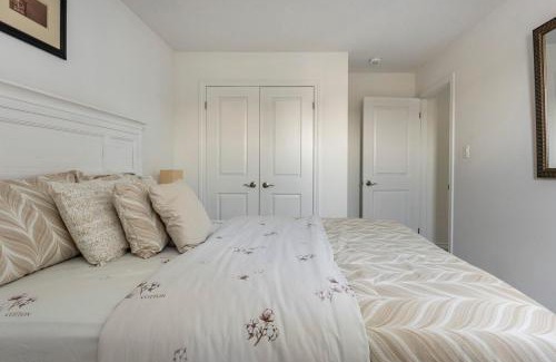 London Apartment | Newly constructed 3-Bedroom-Hyde Park- close to UWO and Hospital