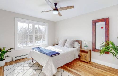 Gorham Apartment | Newly Constructed Two-BR Retreat Near Portland