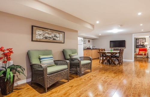 Agincourt House | Newly Cozy Beautiful House
