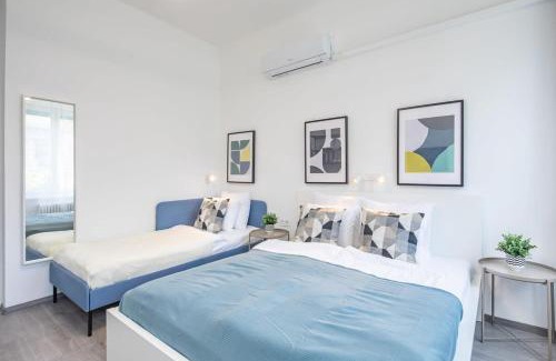 Jozsefvaros Apartment | Newly designed central studio