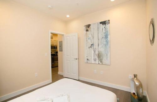 Downtown Boston Apartment | Newly Designed Loft - Fast Wifi - Pet Friendly