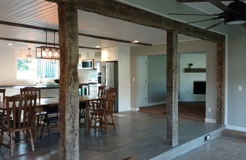 Fremont House | Newly designed waterfront away