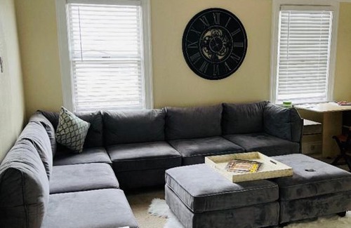 Alameda Apartment | Newly (EAGLE) furnished 1 bedroom/1 full bathroom apartment