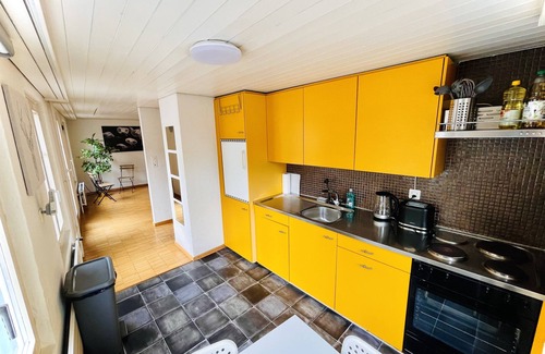 St. Gallen Apartment | Newly furnished beautiful old building apartment in the center with Apple TV O1