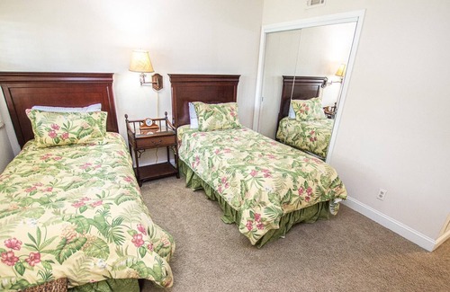 Wesley Chapel Condo | Newly Listed ~ 20% Off~Golf & Tennis Community ~ Serene Oasis ~ Pool and Lake Views