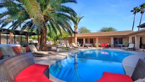 Shea North Estates House | Newly Listed Customized Beds 8 KINGs or 18 total