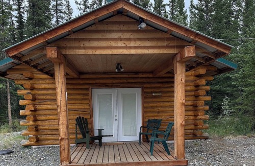 Tok Cabin | Newly listed modern studio Cabin Near Downtown Tok