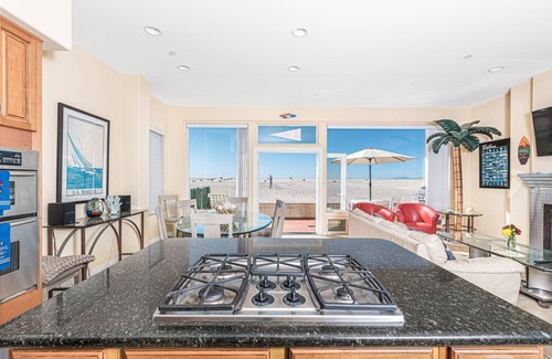 Balboa Peninsula Condo | Newly Listed Oceanfront! Clean & Affordable Downstairs Split Level Unit
