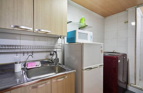 Myeongdong House | ★NEWLY★ MYEONGDONG FAMILY HOUSE MAX 10~11 persons