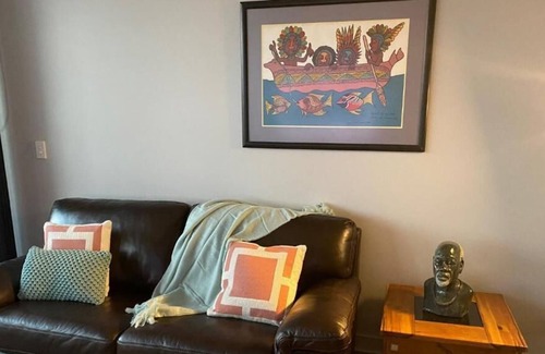 Townsville Apartment | Newly Refurb*2Bed 2Bath Apt*City*Walk To Strand