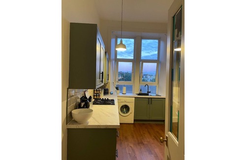 Shawlands Apartment | Newly refurbished 2 bedroom flat in Shawlands, Glasgow