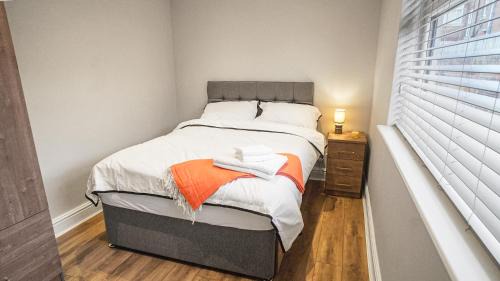 Birmingham House | Newly Refurbished 3 Bed House With Parking