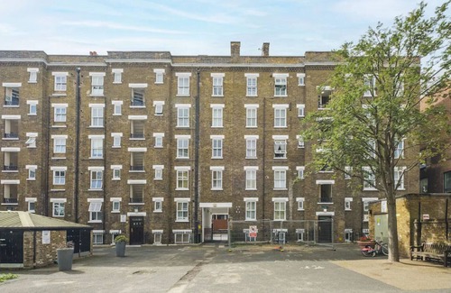 East Walworth Apartment | Newly Refurbished Flat in Zone 1 Central London