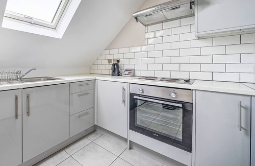 Rushmoor District Apartment | Newly Refurbished APT for Contractors & Families