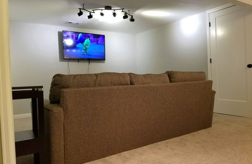 Cheyenne House | Newly Remodeled 3-Bedroom Home